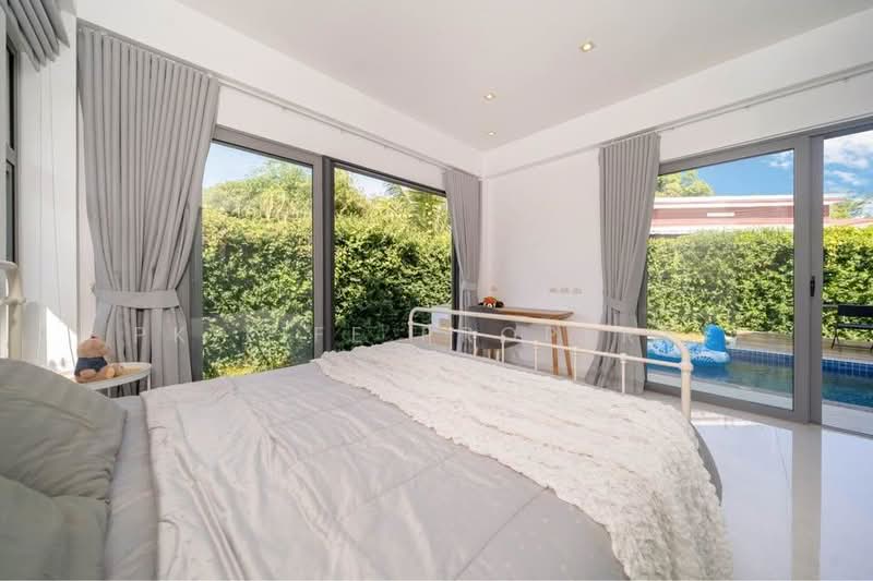 ให้เช่า - 1R0163 Pool villa for rent 2 bedroom 2 bathroom 75,000/month near airport have fully furnished, ภูเก็ต