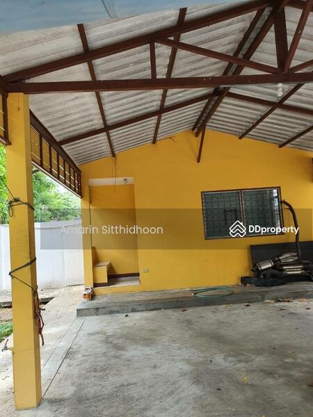 ขาย - Land with House near BTS Saphan Khwai, กรุงเทพ