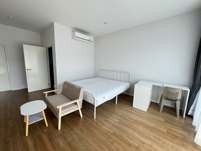 Baan Klang Muang Rama 9-Krungthep Kreetha, Bangkok, Soi Kanchanaphisek 23, Saphan Sung, Bangkok, 3 Bedrooms, 152 sqm, Townhouse For Rent, by ปรินทร์ญาดา ชิณโชติ, 60009848 - DDproperty.com