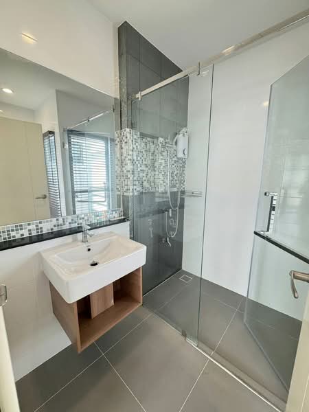 Baan Klang Muang Rama 9-Krungthep Kreetha, Bangkok, Soi Kanchanaphisek 23, Saphan Sung, Bangkok, 3 Bedrooms, 152 sqm, Townhouse For Rent, by ปรินทร์ญาดา ชิณโชติ, 60009848 - DDproperty.com