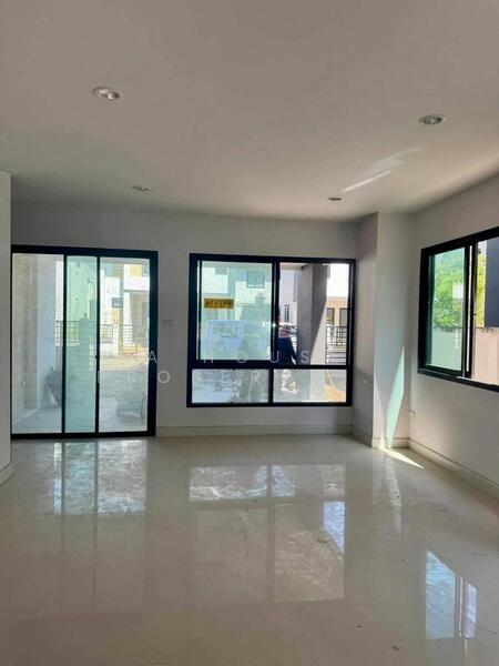 ขาย - เดอะเพอร์เฟค ฮิลล์ หนองมน : The Perfect Hill Nongmon, ชลบุรี