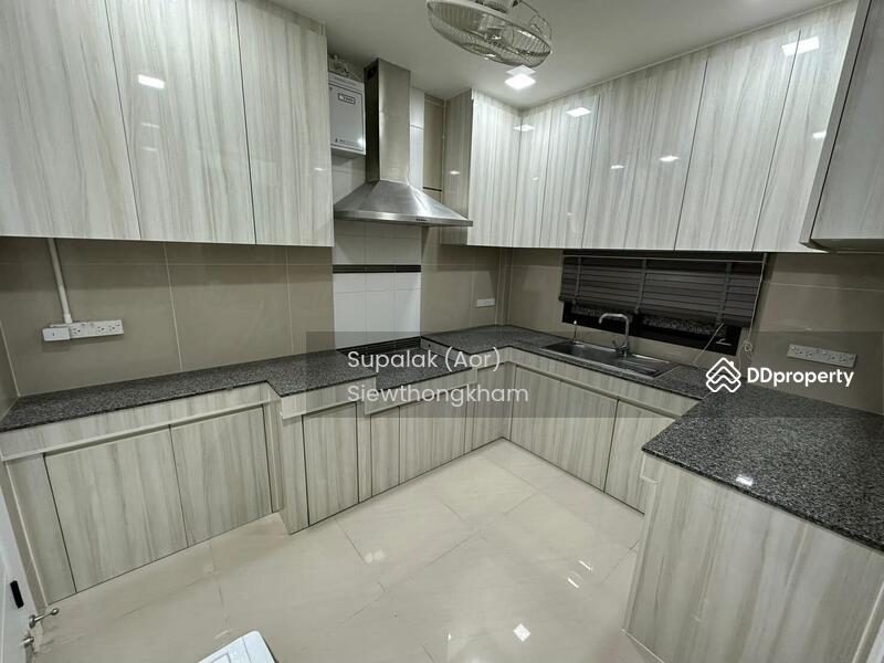 For Rent - Setthasiri Srinakarin-Rama 9, Bangkok
