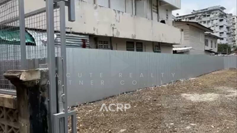 ขาย - ขายที่ดินเปล่า 59 ตร.ว. ล้อมรั้วแล้ว ซอยอุดมสุข 45 ใกล้ BTS อุดมสุข ทำเลดี เหมาะสร้างบ้าน, กรุงเทพ