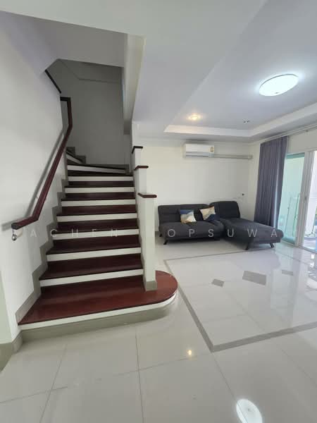 For rent: 3-storey townhouse, Palm Spring Village 9, Ban Phru, 3 bedrooms, rent 18,000 baht/month, Songkhla, Ban Phru, Hat Yai, Songkhla, 3 Bedrooms, 181 sqm, Townhouse For Rent, by Rachen Nopsuwan, 60011480 - DDproperty.com