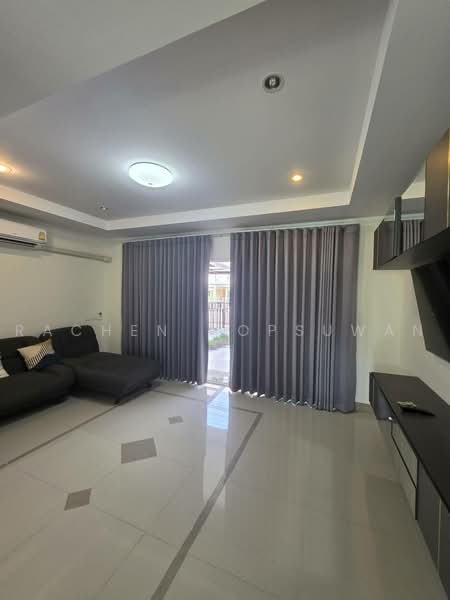 For rent: 3-storey townhouse, Palm Spring Village 9, Ban Phru, 3 bedrooms, rent 18,000 baht/month, Songkhla, Ban Phru, Hat Yai, Songkhla, 3 Bedrooms, 181 sqm, Townhouse For Rent, by Rachen Nopsuwan, 60011480 - DDproperty.com