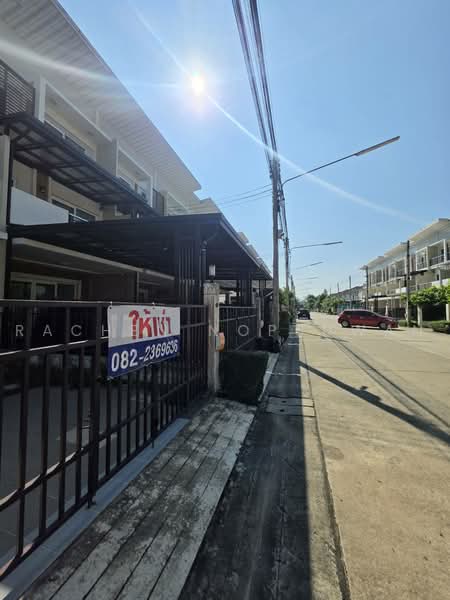 For rent: 3-storey townhouse, Palm Spring Village 9, Ban Phru, 3 bedrooms, rent 18,000 baht/month, Songkhla, Ban Phru, Hat Yai, Songkhla, 3 Bedrooms, 181 sqm, Townhouse For Rent, by Rachen Nopsuwan, 60011480 - DDproperty.com