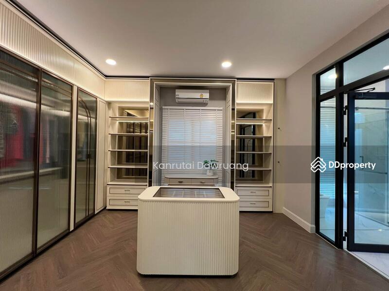For Rent - Nantawan Rama 9 - New Krungthepkreetha, Bangkok