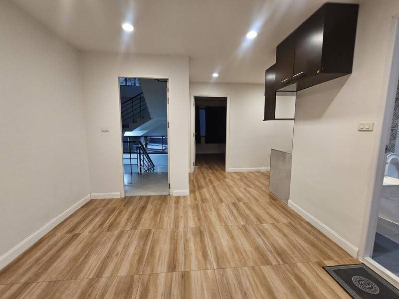 Home office for rent, Ratchawithi-Phaya Thai (SPSAD2900), กรุงเทพ, ถนนพญาไท, ราชเทวี, กรุงเทพ, 920 ตร.ม., ตึกแถว-อาคารพาณิชย์ ให้เช่า, โดย Agent Pla, 60011894 - DDproperty.com