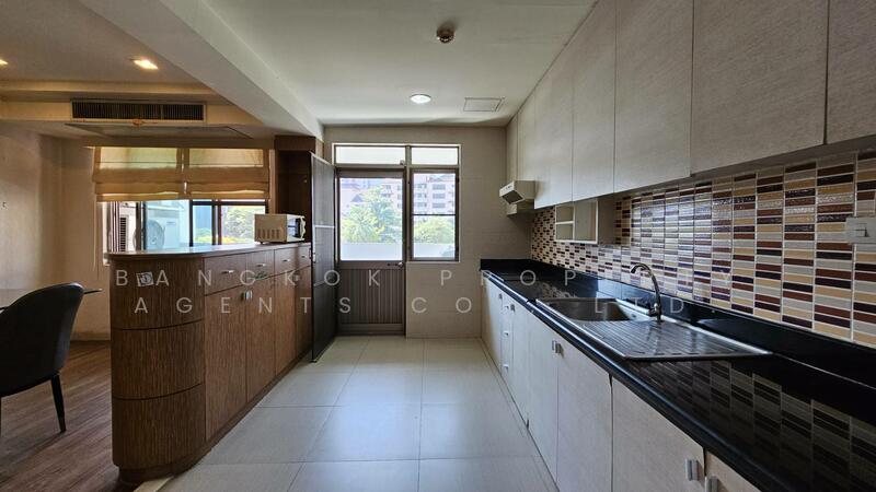 Royal Castle Sukhumvit, Bangkok, 30 Soi Sukhumvit 39, Khlongtoei Nua, Watthana, Bangkok, 3 Bedrooms, 160 sqm, Condo For Rent, by BANGKOK PROPERTY AGENTS CO., LTD., 60011998 - DDproperty.com