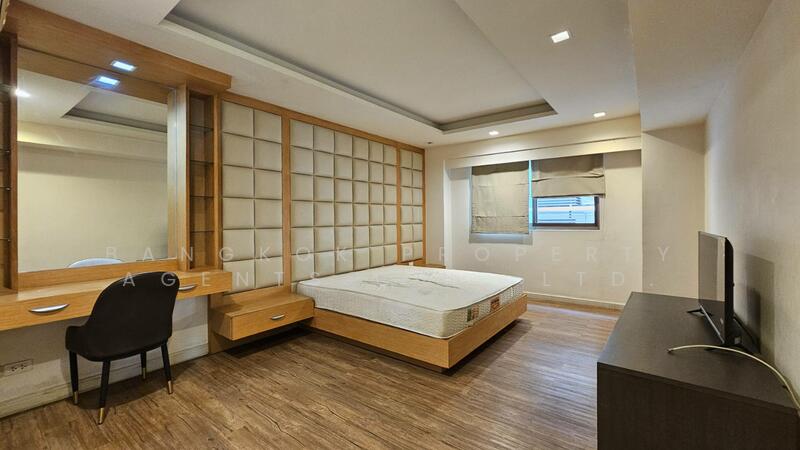 Royal Castle Sukhumvit : รอยัล คาสเซอร์ สุขุมวิท, กรุงเทพ, 30 ซอยสุขุมวิท 39, คลองเตยเหนือ, วัฒนา, กรุงเทพ, 160 ตร.ม., คอนโด ให้เช่า, โดย BANGKOK PROPERTY AGENTS CO., LTD., 60011998 - DDproperty.com