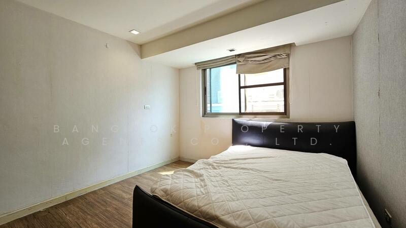 Royal Castle Sukhumvit, Bangkok, 30 Soi Sukhumvit 39, Khlongtoei Nua, Watthana, Bangkok, 3 Bedrooms, 160 sqm, Condo For Rent, by BANGKOK PROPERTY AGENTS CO., LTD., 60011998 - DDproperty.com