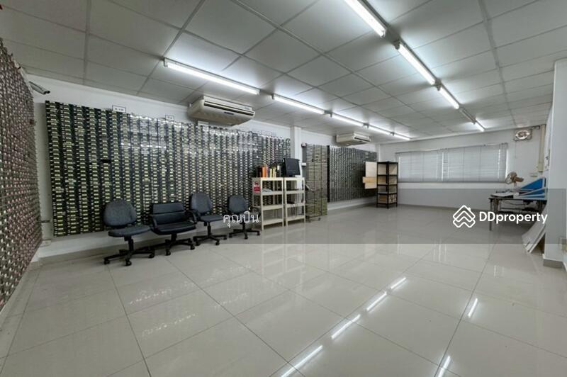 ขาย - ขายออฟฟิศพร้อมโกดัง 2 ชั้น ย่านบางนา-ตราด ซอยศรีด่าน 21/ซอยลาซาล 52 ถนนศรีนครินทร์ ทำเลศักยภาพสูง, กรุงเทพ