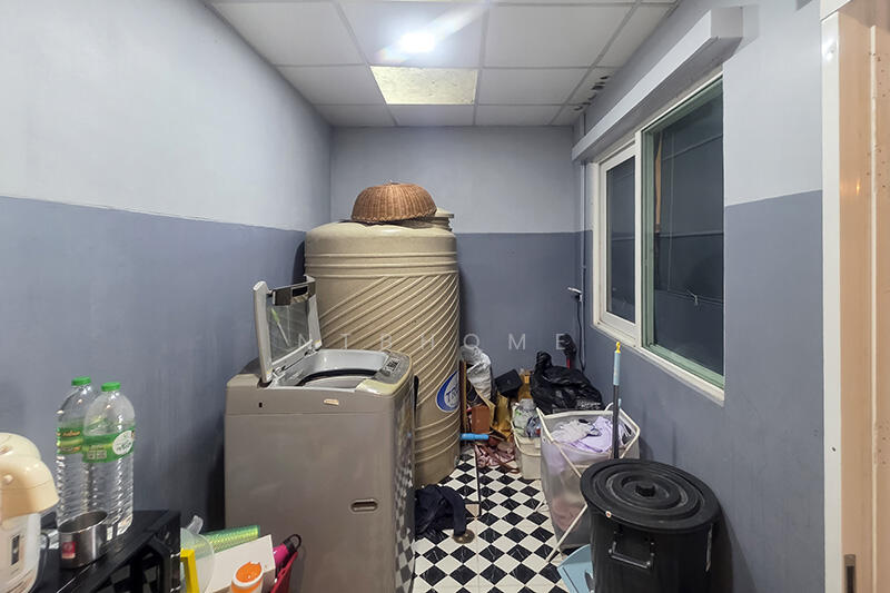 Golden Avenue Chaengwattana-Tiwanon, Nonthaburi, Sukhaprachasan Road 3, Bang Phut, Pak Kret, Nonthaburi, 4 Bedrooms, 130 sqm, Townhouse For Sale, by NTBHOME, 60012084 - DDproperty.com