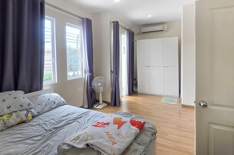 Golden Avenue Chaengwattana-Tiwanon, Nonthaburi, Sukhaprachasan Road 3, Bang Phut, Pak Kret, Nonthaburi, 4 Bedrooms, 130 sqm, Townhouse For Sale, by NTBHOME, 60012084 - DDproperty.com