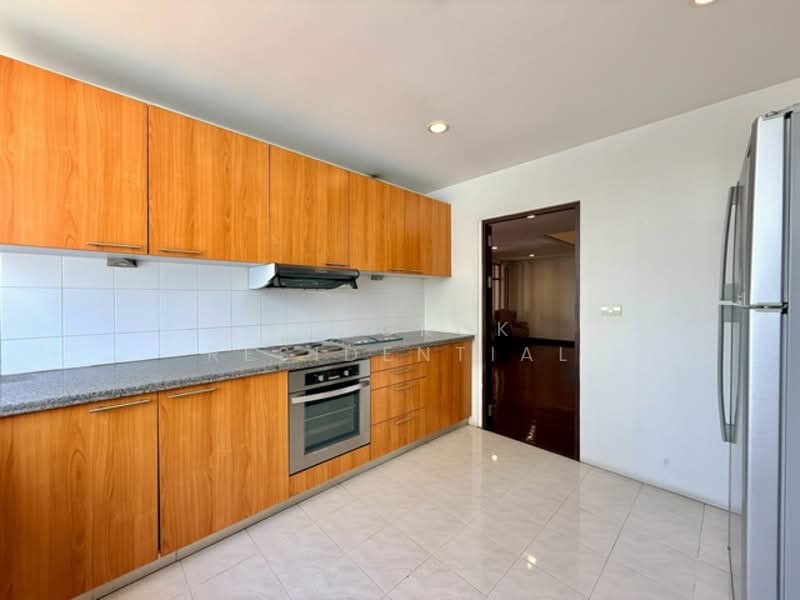 For Rent - Nagara Mansion, Bangkok