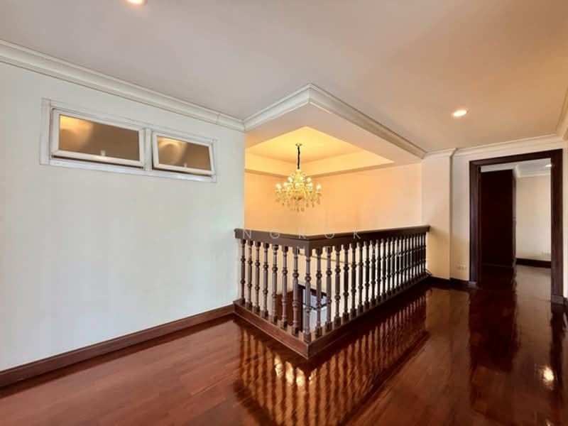 For Rent - Nagara Mansion, Bangkok