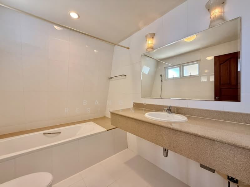 For Rent - Nagara Mansion, Bangkok