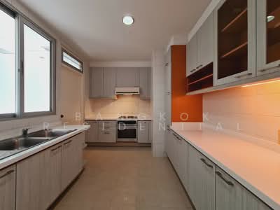 For Rent - Krungthep Thani Tower, Bangkok