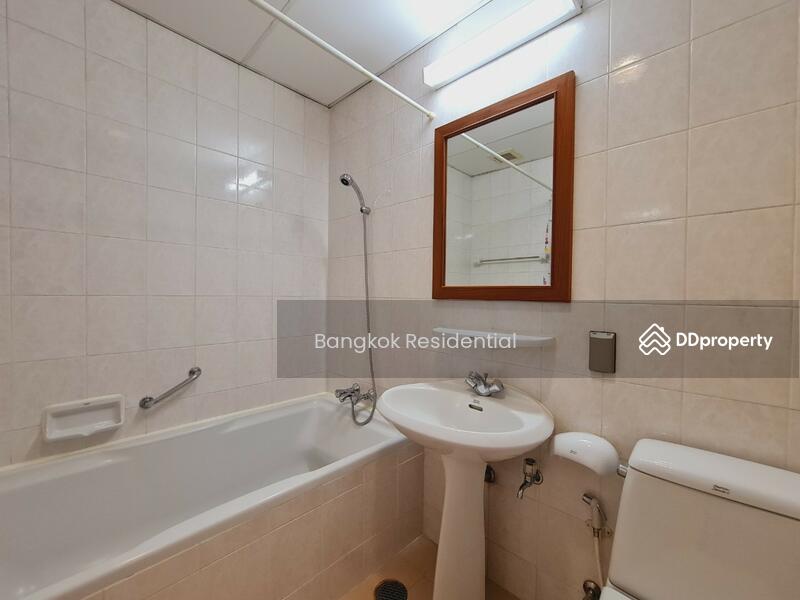 For Rent - Krungthep Thani Tower, Bangkok