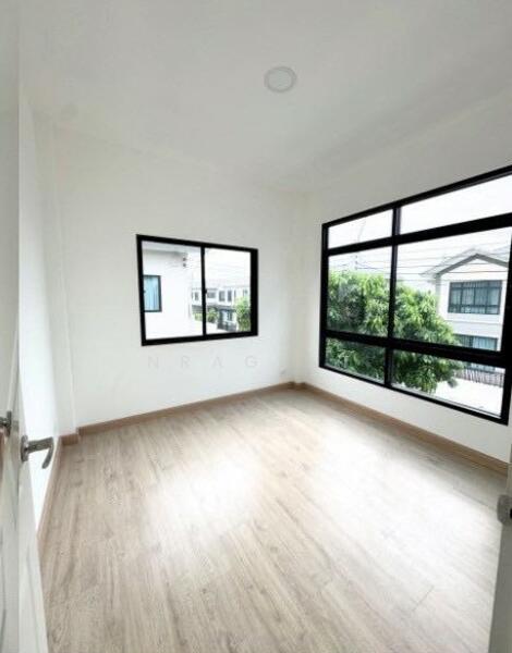 Casa Ville Wongwaen-Chatuchot, Bangkok, Wongsakorn 1 Road, Sam Wa Tawan Tok, Khlong Sam Wa, Bangkok, 4 Bedrooms, 177 sqm, Single Detached House For Sale, by NR AGENT, 60012384 - DDproperty.com