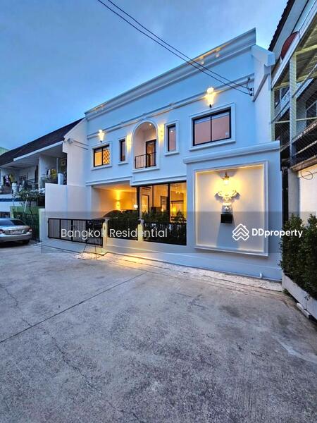 ให้เช่า - Townhouse, กรุงเทพ