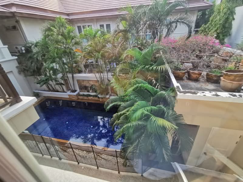 วิลล่าในโครงกลางพร้อมสระว่ายน้ำ 4 นอน 450 ตรม. ค่าเช่า 180,000 ใกล้บีทีเอสทองหล่อ, กรุงเทพ, สุขุมวิท, คลองเตย, กรุงเทพ, 350 ตร.ม., วิลล่า ให้เช่า, โดย ปรีชา จิตต์สมนึก, 60013768 - DDproperty.com