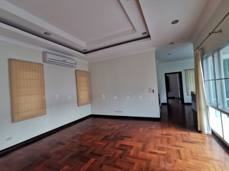 Villa 4 bedrooms in secure compound with swimming pool for rent near BTS Thong Lo, Bangkok, สุขุมวิท, Khlong Toei, Bangkok, 3 Bedrooms, 350 sqm, Villa For Rent, by ปรีชา จิตต์สมนึก, 60013768 - DDproperty.com