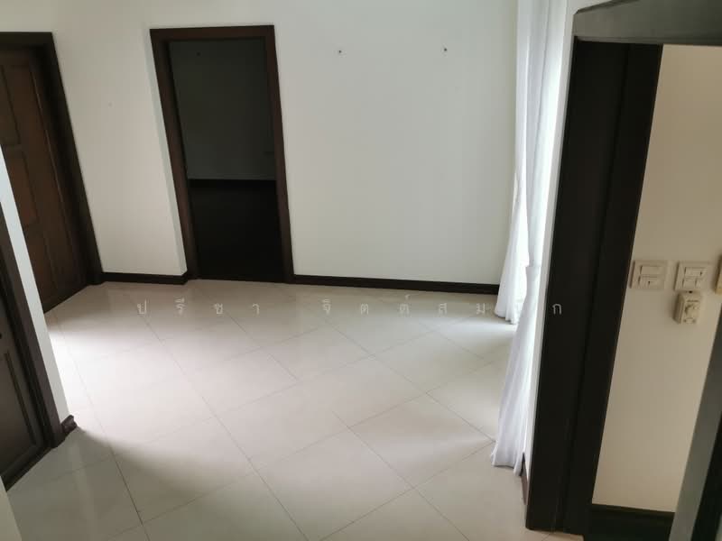 Villa 4 bedrooms in secure compound with swimming pool for rent near BTS Thong Lo, Bangkok, สุขุมวิท, Khlong Toei, Bangkok, 3 Bedrooms, 350 sqm, Villa For Rent, by ปรีชา จิตต์สมนึก, 60013768 - DDproperty.com