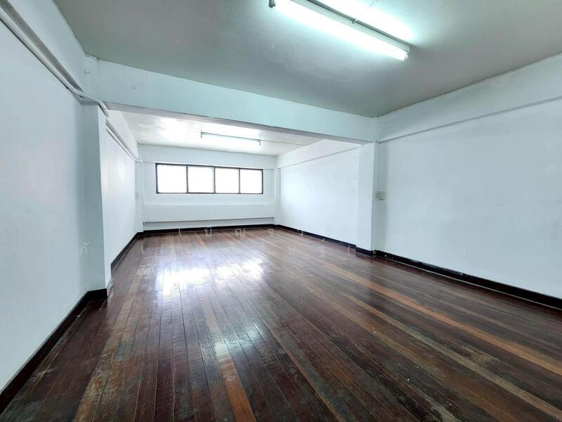 For Sale - AW-914502 Commercial building, Phetkasem Soi 5, Bangkok Yai, near MRT Tha Phra, Bangkok