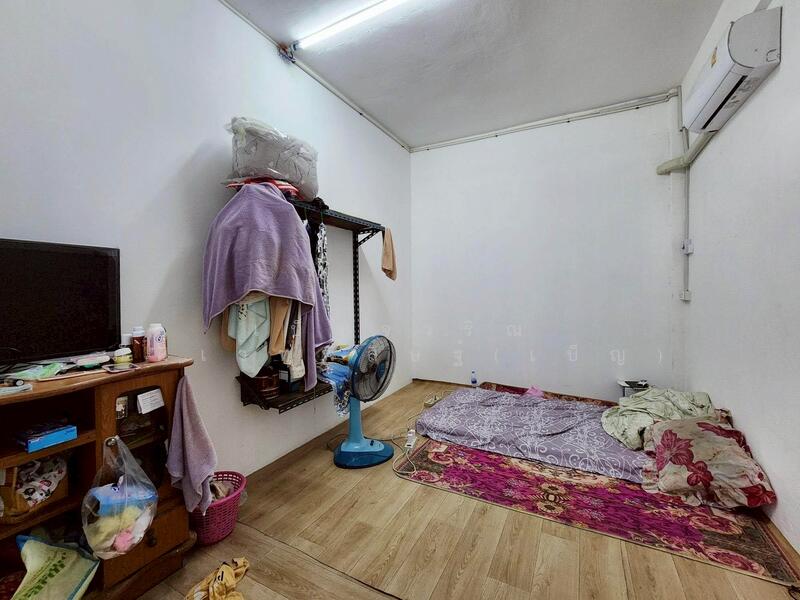 For Sale - AW-914502 Commercial building, Phetkasem Soi 5, Bangkok Yai, near MRT Tha Phra, Bangkok