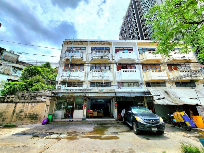 For Sale - AW-914502 Commercial building, Phetkasem Soi 5, Bangkok Yai, near MRT Tha Phra, Bangkok