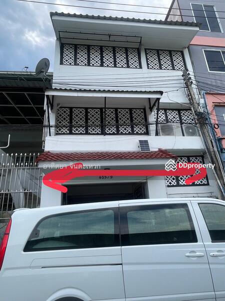 For Rent - townhouse for living 4 beds, Chon Buri