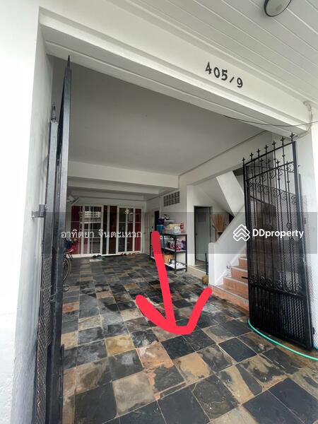 For Rent - townhouse for living 4 beds, Chon Buri