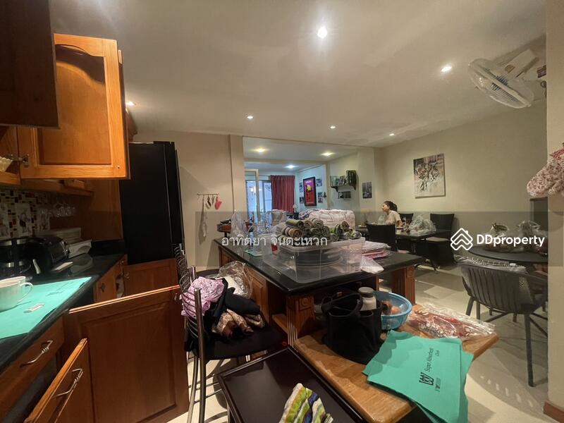 For Rent - townhouse for living 4 beds, Chon Buri