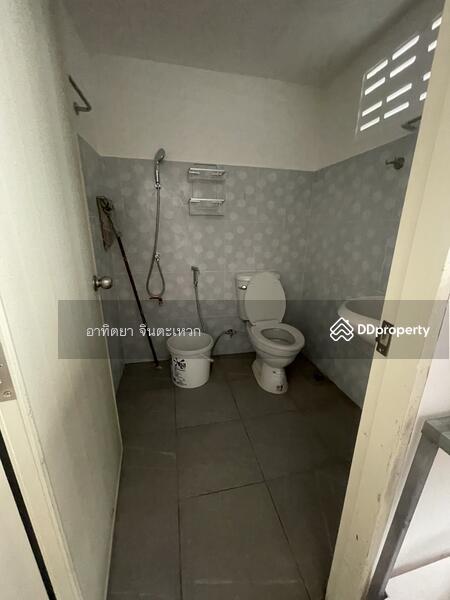 For Rent - townhouse for living 4 beds, Chon Buri