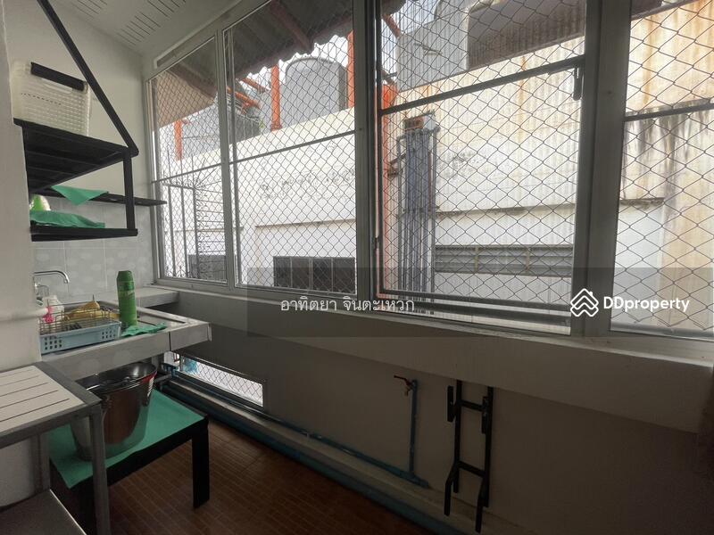 For Rent - townhouse for living 4 beds, Chon Buri