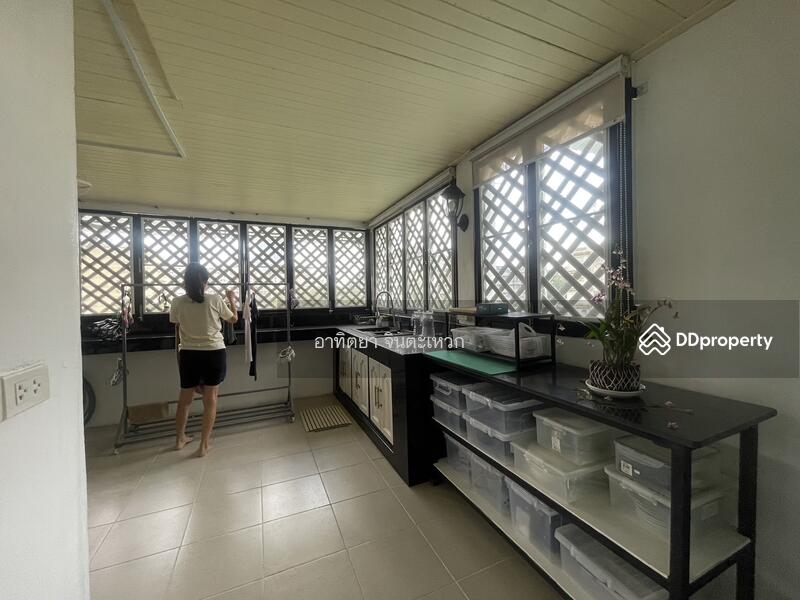 For Rent - townhouse for living 4 beds, Chon Buri