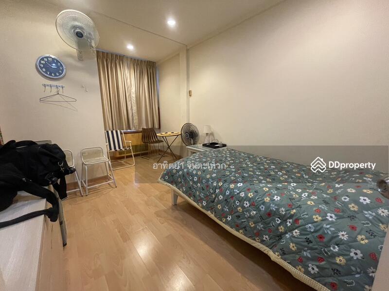 For Rent - townhouse for living 4 beds, Chon Buri
