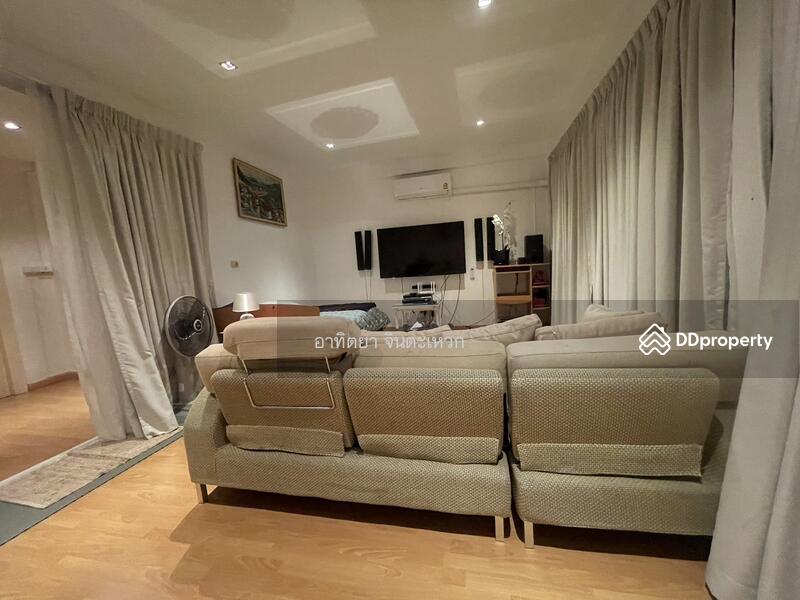 For Rent - townhouse for living 4 beds, Chon Buri