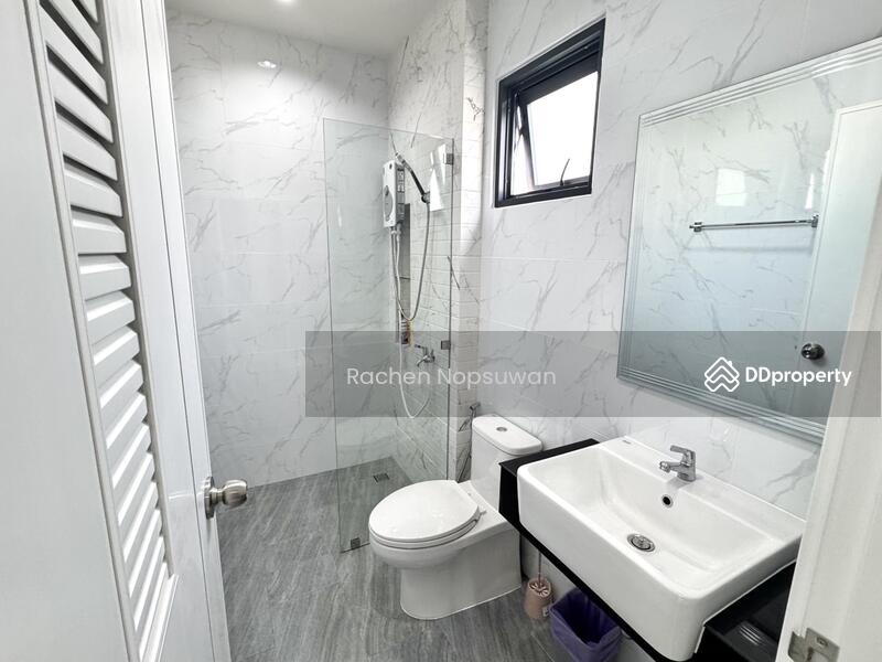 For Rent - For rent: 2-storey townhouse, Suchada A-Town 4 project, located in Hat Yai city, 3 bedrooms,, Songkhla
