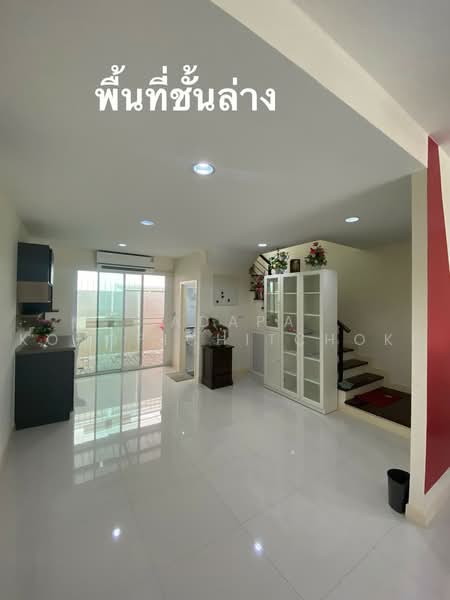 Pradya Biz Home Onnut-Suvarnabhumi, Bangkok, Lat Krabang, Bangkok, 3 Bedrooms, 150 sqm, Townhouse For Rent, by Ladapa Kongpichitchoke, 60015907 - DDproperty.com