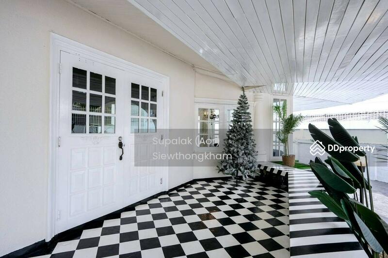 For Rent - Single storey house for rent with private pool at Thonglor, Bangkok