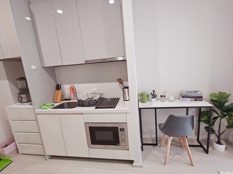 Noble Ploenchit, Bangkok, 1035 Ploenchit Road, Lumphini, Pathum Wan, Bangkok, 1 Bedroom, 45 sqm, Condo For Rent, by Agentbkk, 60016092 - DDproperty.com