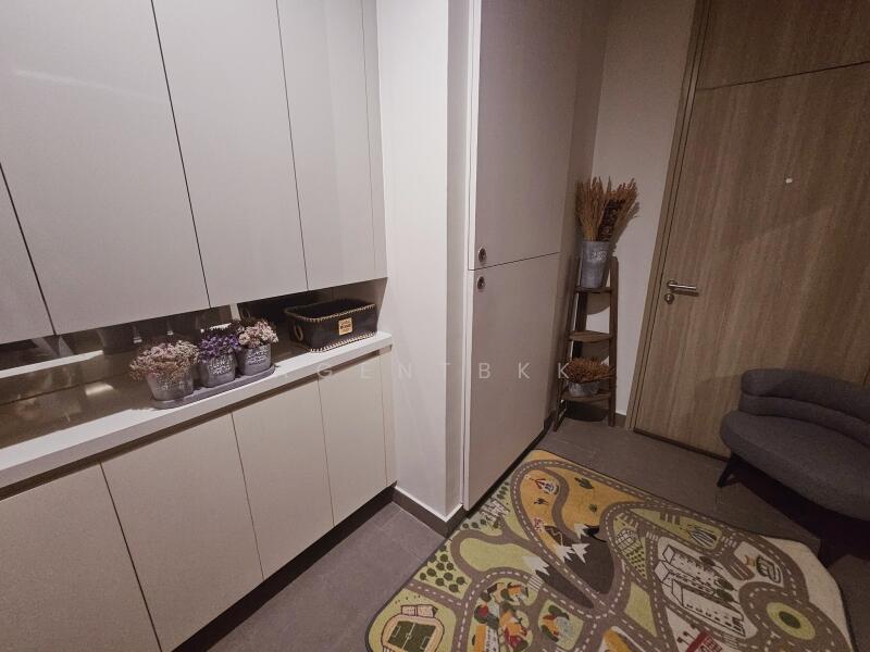 Noble Ploenchit, Bangkok, 1035 Ploenchit Road, Lumphini, Pathum Wan, Bangkok, 1 Bedroom, 45 sqm, Condo For Rent, by Agentbkk, 60016092 - DDproperty.com