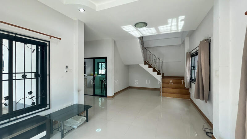 บ้านเดี่ยว 2 ชั้น ใกล้โรงเรียนนานาชาติ หนองหอย เมืองเชียงใหม่, เชียงใหม่, หนองหอย, เมืองเชียงใหม่, เชียงใหม่, 160 ตร.ม., บ้านเดี่ยว ให้เช่า, โดย Johnny Surat, 60017615 - DDproperty.com
