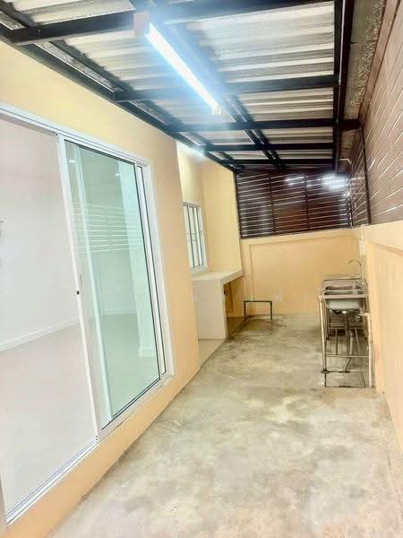 ให้เช่าทาวน์โฮมหลังมุม ม.ดิโอโซน สวนเสือ ศรีราชา, Chon Buri (Pattaya), Surasak, Si Racha, Chon Buri (Pattaya), 3 Bedrooms, 100 sqm, Townhouse For Rent, by Dusit Saengfa, 60017913 - DDproperty.com