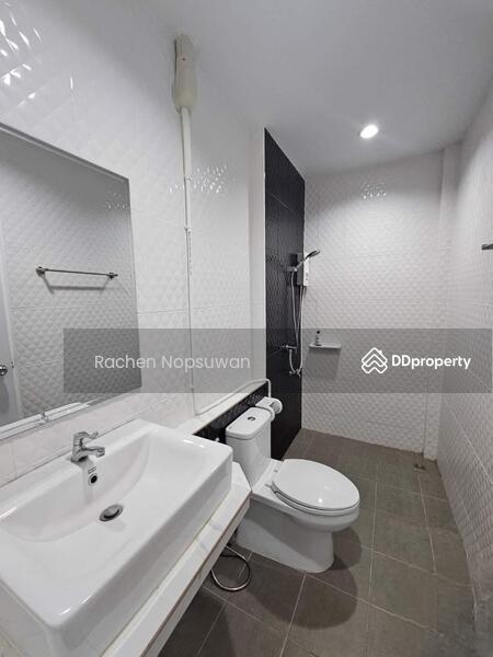 For Rent - For rent: 2-storey townhouse, good location, central Hat Yai, 3 bedrooms, rent 15,000 baht/month, Songkhla