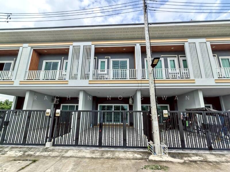 ให้เช่า - ให้เช่า ทาวน์เฮาส์ 2 ชั้น ทำเลดี กลางเมืองหาดใหญ่ 3 ห้องนอน เช่า 15,000 บาท/เดือน, สงขลา