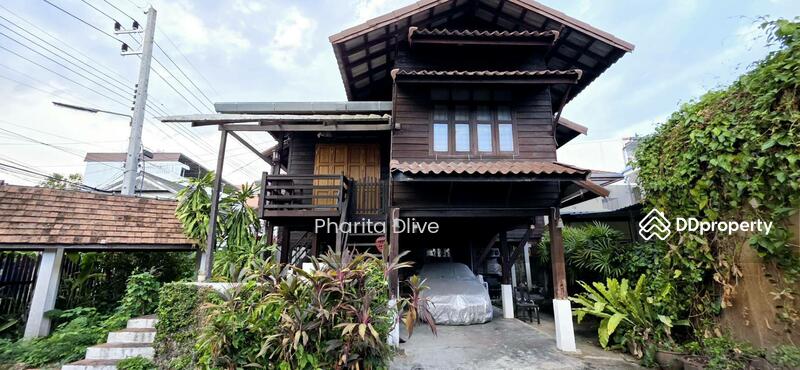 For Sale - Unique house for sale in old city area , meaung chiangmai., Chiang Mai