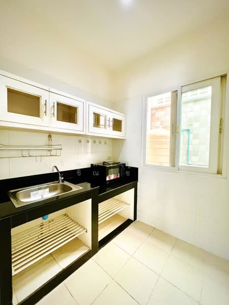 ให้เช่า - Baan Klang Muang Urbanion Srinakarin : บ้านกลางเมือง เออร์บาเนี่ยน ศรีนครินทร์, กรุงเทพ